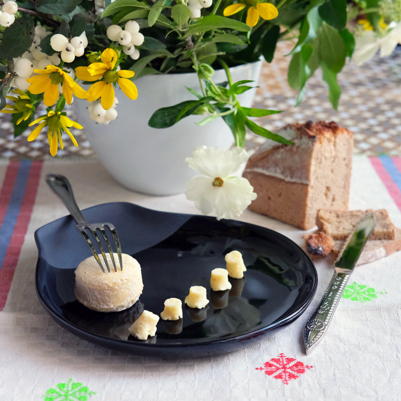 SMALL MASKED DISH