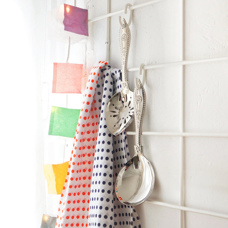 COUVERTS DE SERVICE POINÇONNÉS