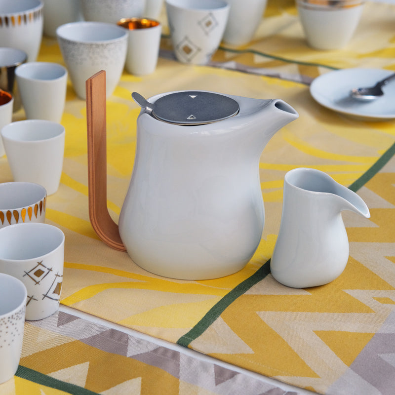 YBK Tech Tasse à petit-déjeuner en porcelaine anglaise avec soucoupe et