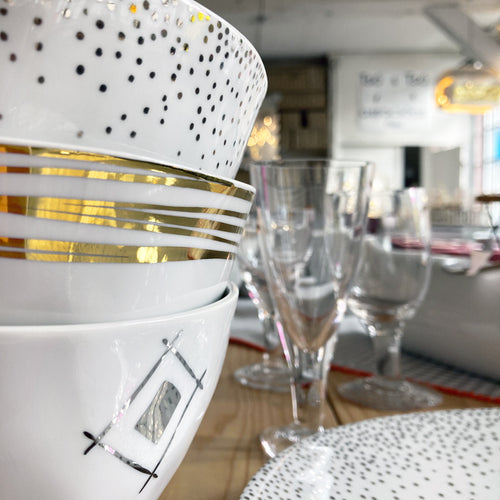 CAPACIOUS BOWL, gold Quinte Flush