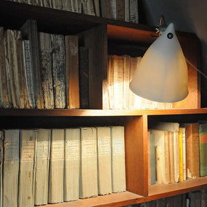 Cornet clip on light in glazed porcelain